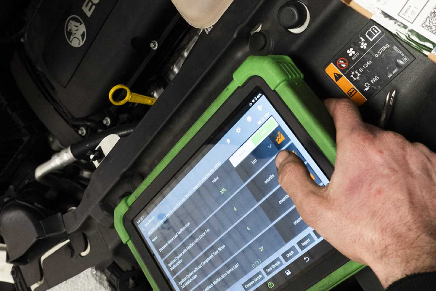 Electrical diagnostics during car servicing