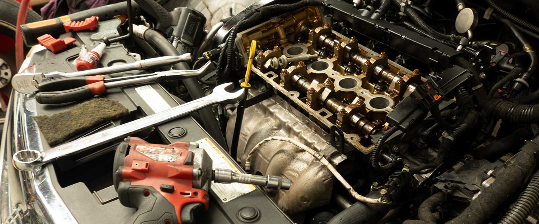 Engine repairs Melbourne diagnostics oil leaks cylinder head repair
